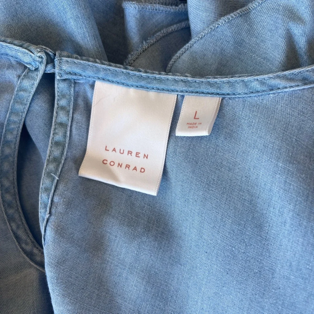 Lauren Conrad Ruffle Chambray Blouse LARGE - Picture 5 of 7